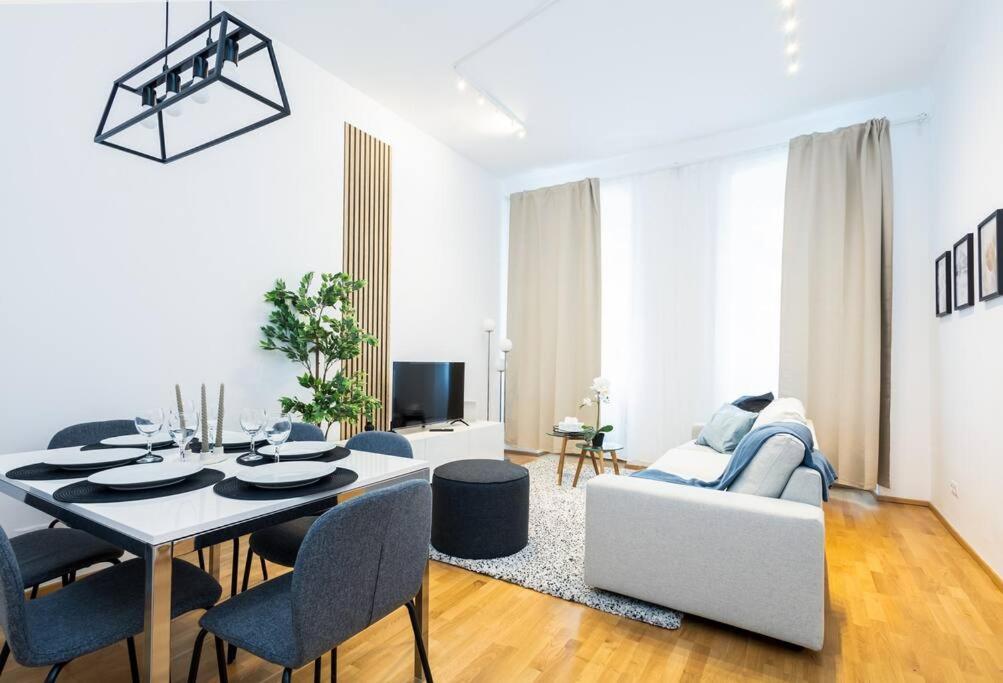 Orestaliving - Spacious 2Br On The Danube Canal Vídeň Exteriér fotografie